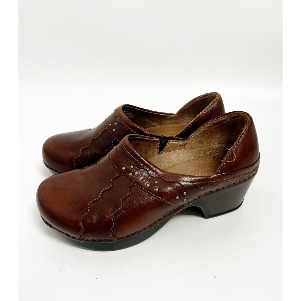 DANSKO Hailey Professional Staple Clog Mule Platform Nursing Shoe Studs 7.5-8 38 - Picture 2 of 10